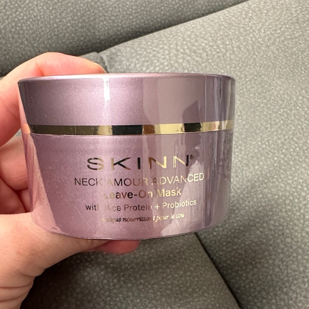 SKINN Neck Amour Advanced Leave-On Mask - Lavender